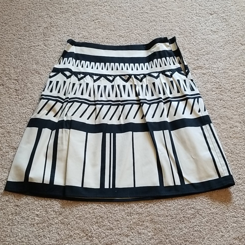 The Limited black and cream skirt